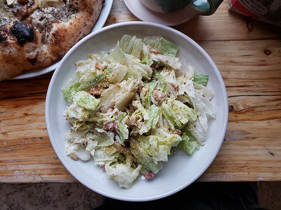 Sezar Salata